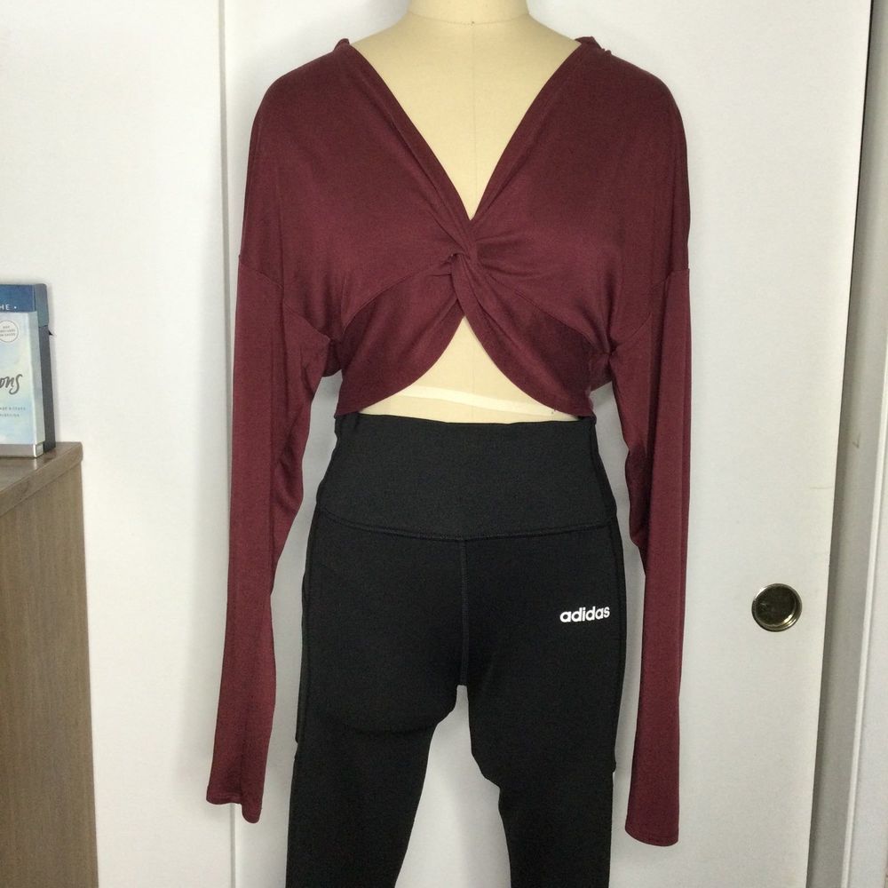 Fabletics CropTop long sleeve